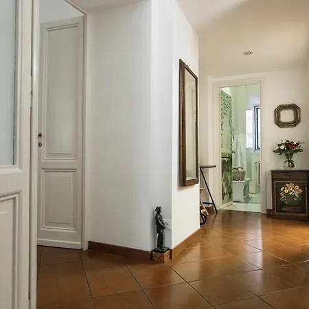 San Pietro Garden House Apartament *
